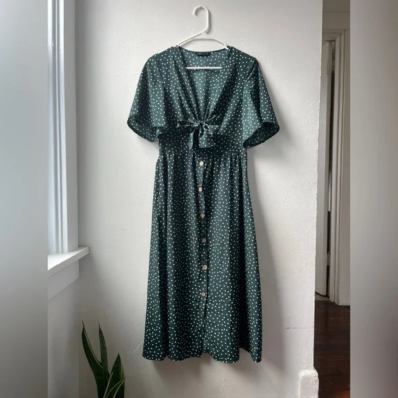 green emerald velvet dress Shein Green Cut-Out Ruched Spaghetti Strap Slit Hem Maxi Sexy Bodycon Dress 6